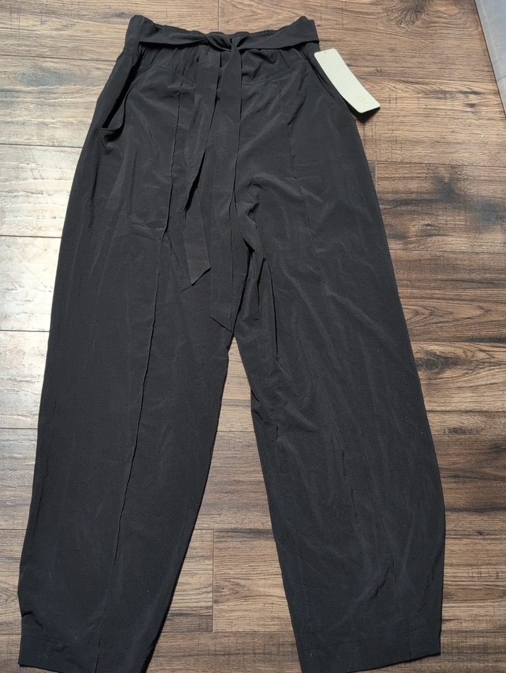 Lululemon Noir Pant NWT